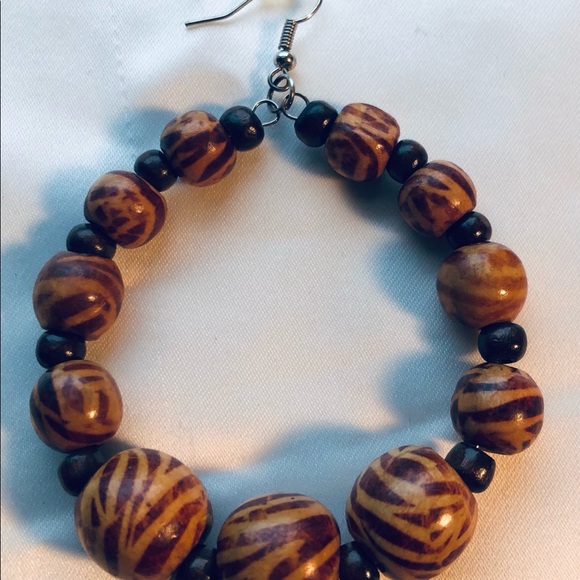 Wood Hoop Earrings and Bangle Set - Picture 4 of 6